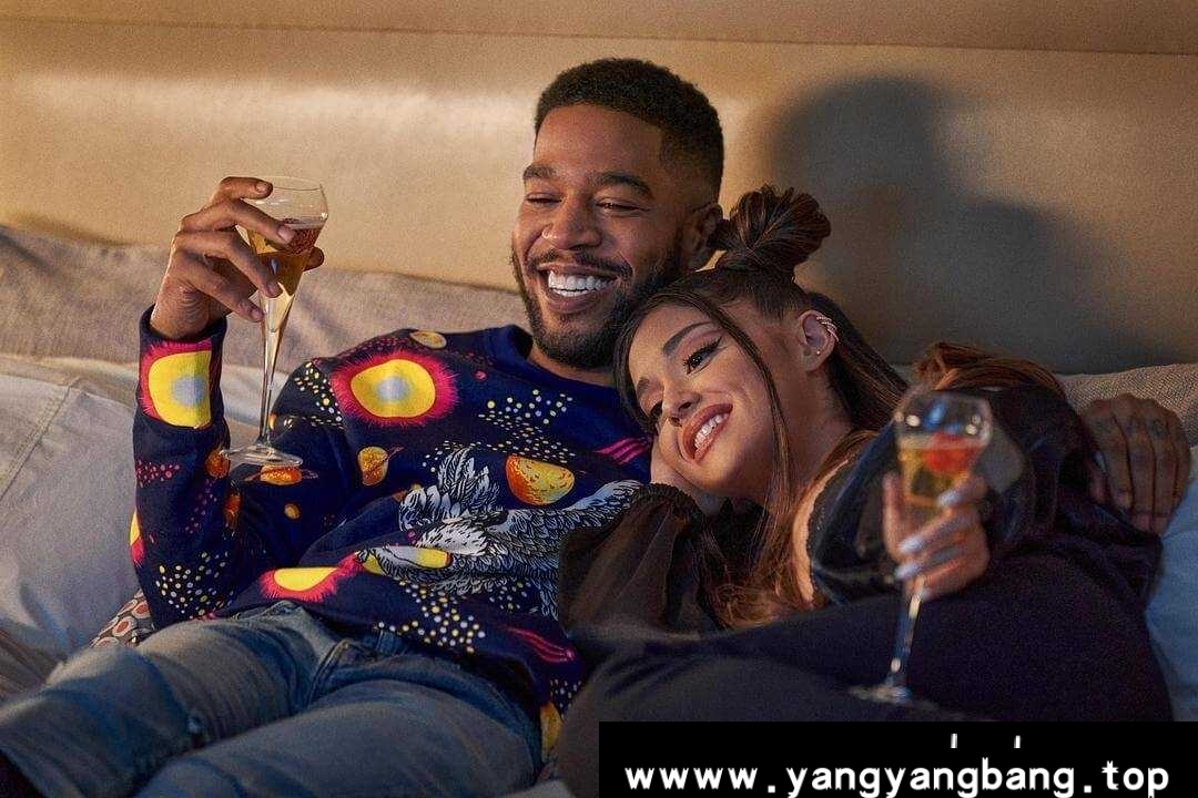 美剧《不要抬头/千万别抬头/别往天上看》1080P高清蓝光种子网盘下载