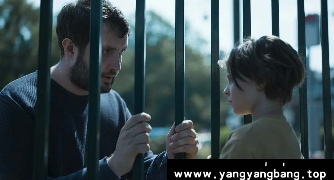 法国剧《童一个世界/Playground》